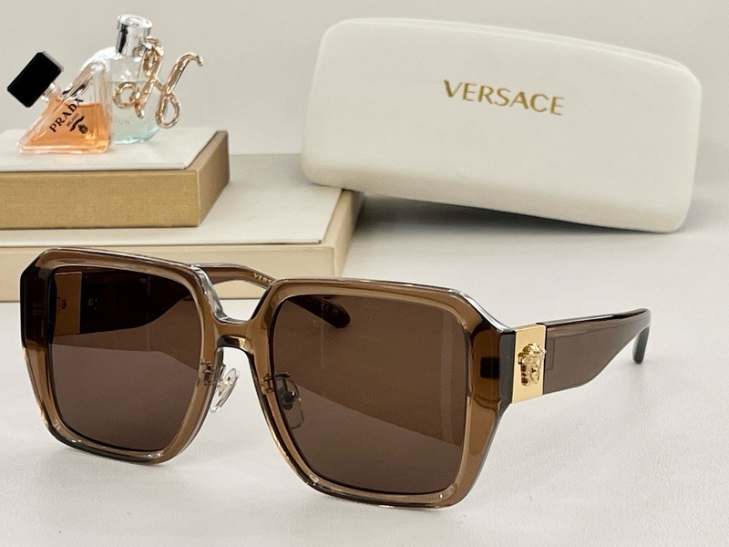 Versace Sunglasses 18